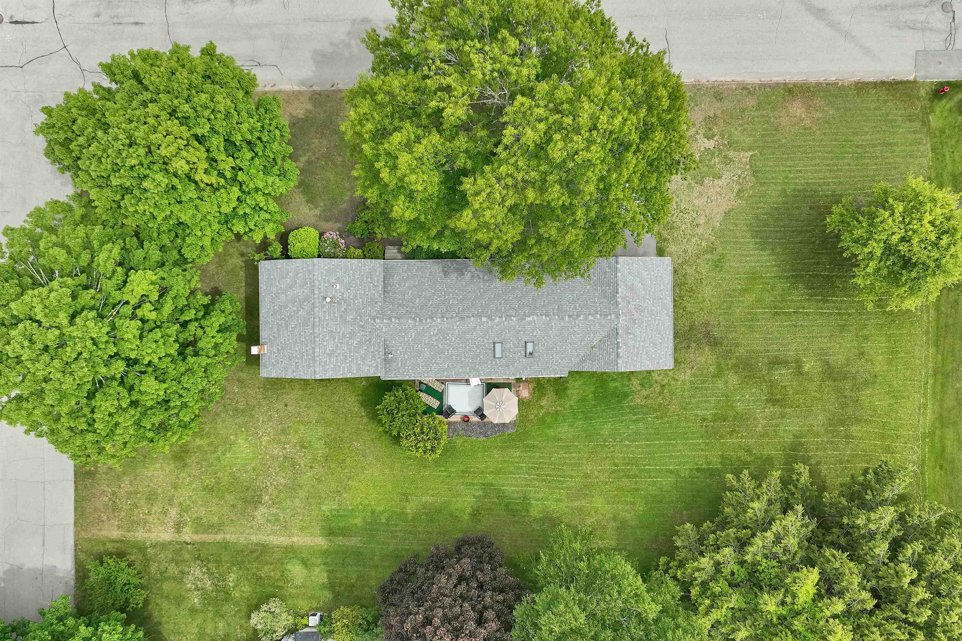 8 Toftree Lane Dover, NH 03820 - Photo 34 of 43