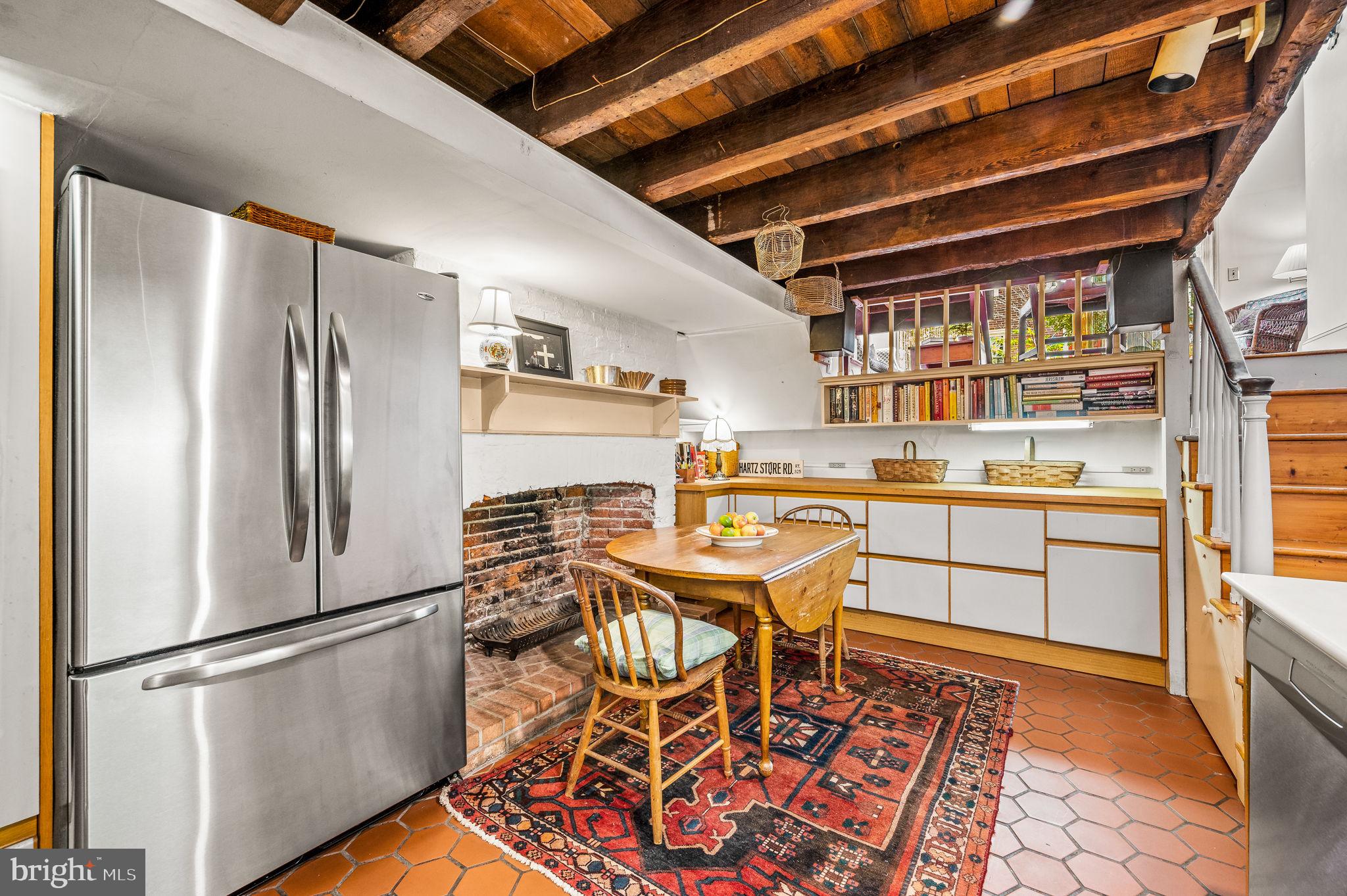 331 Lawrence Court Philadelphia, PA 19106 - Photo 12 of 43 Kitchen