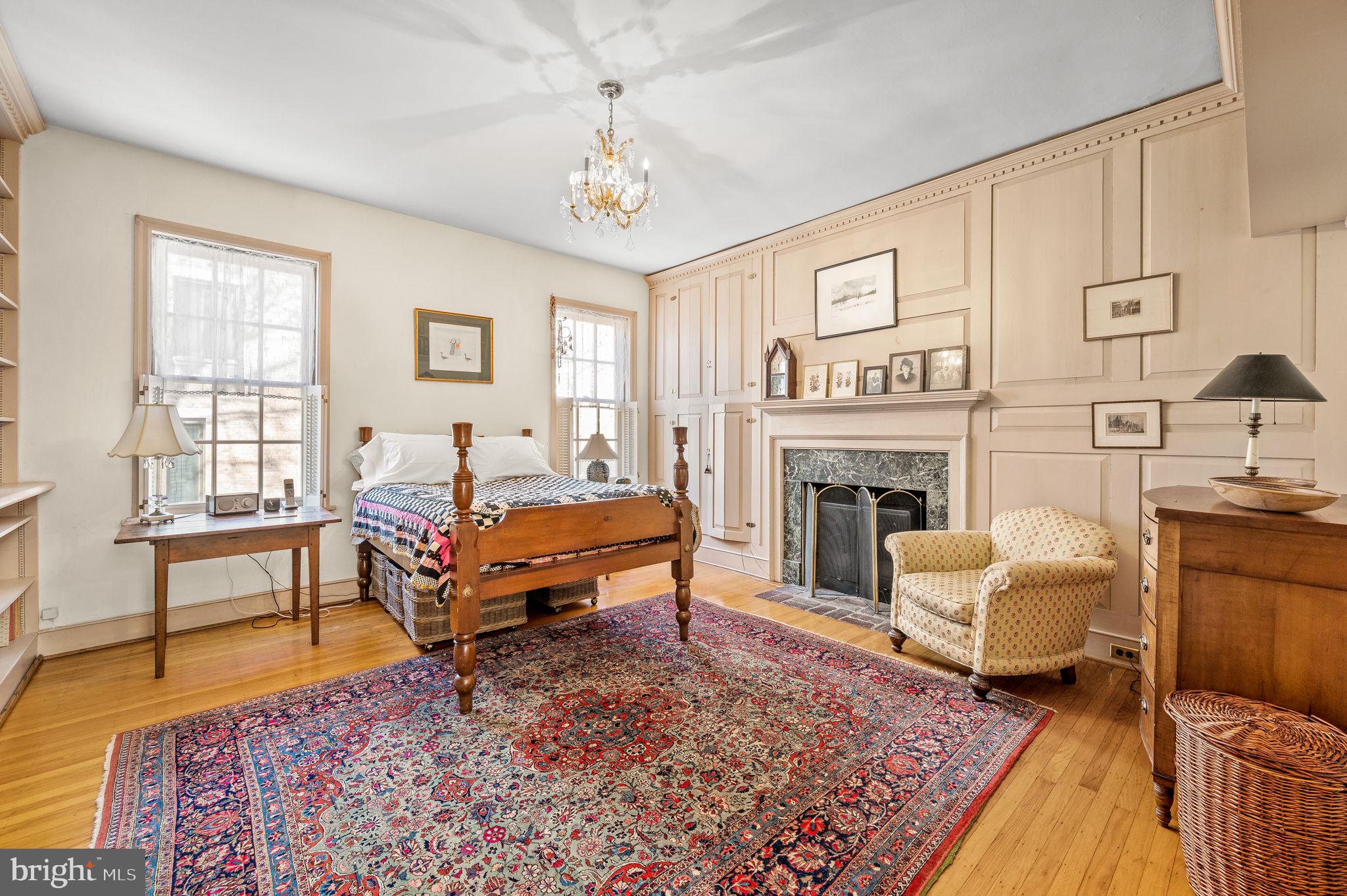 331 Lawrence Court Philadelphia, PA 19106 - Photo 18 of 43 Second floor bedroom