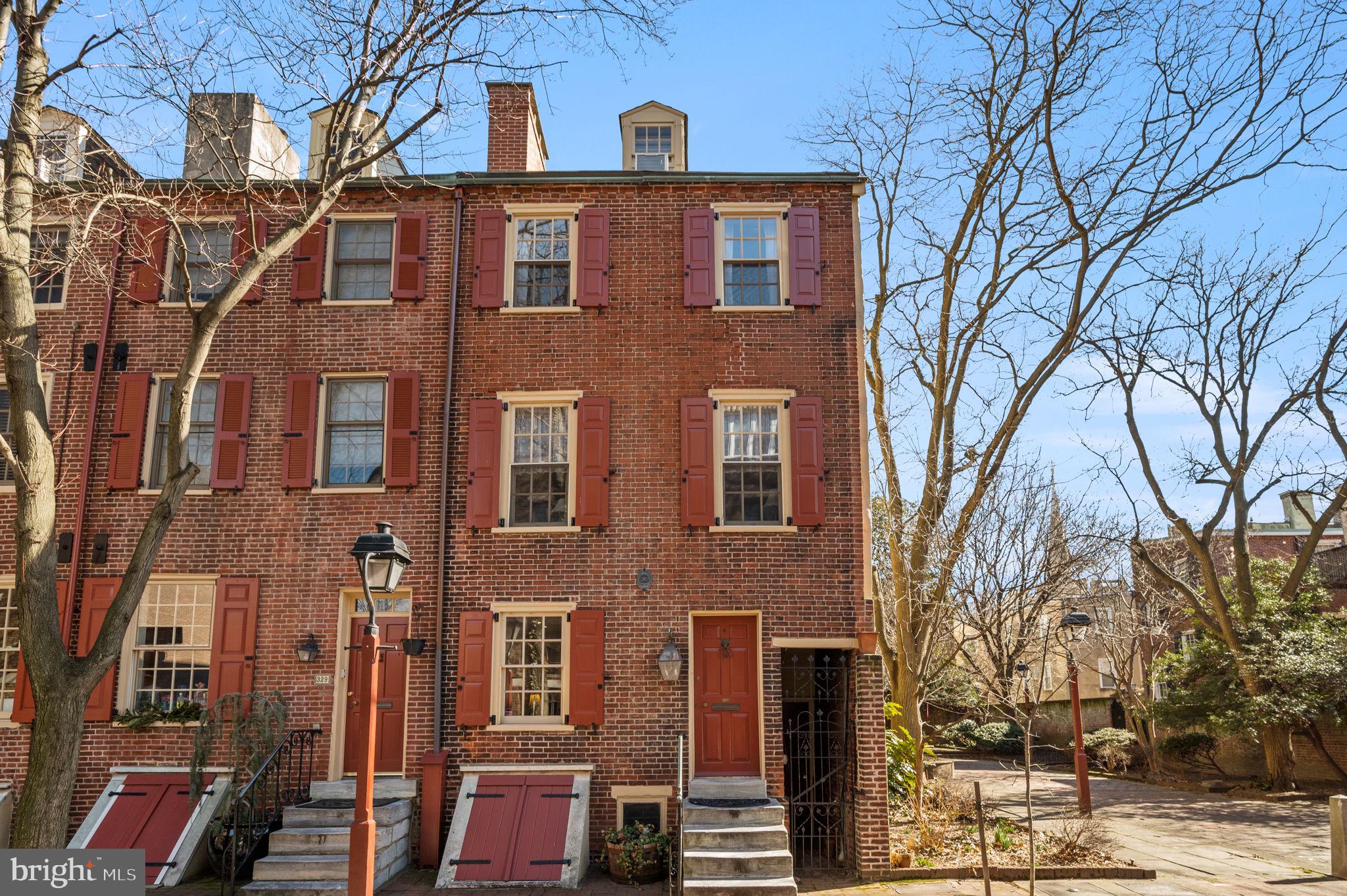 331 Lawrence Court Philadelphia, PA 19106 - Photo 33 of 43 Exterior