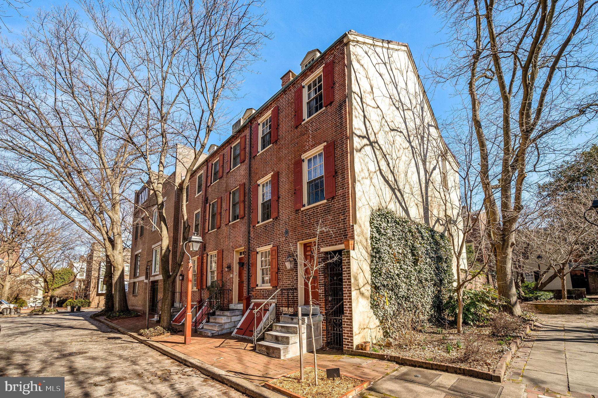 331 Lawrence Court Philadelphia, PA 19106 - Photo 38 of 43 Exterior