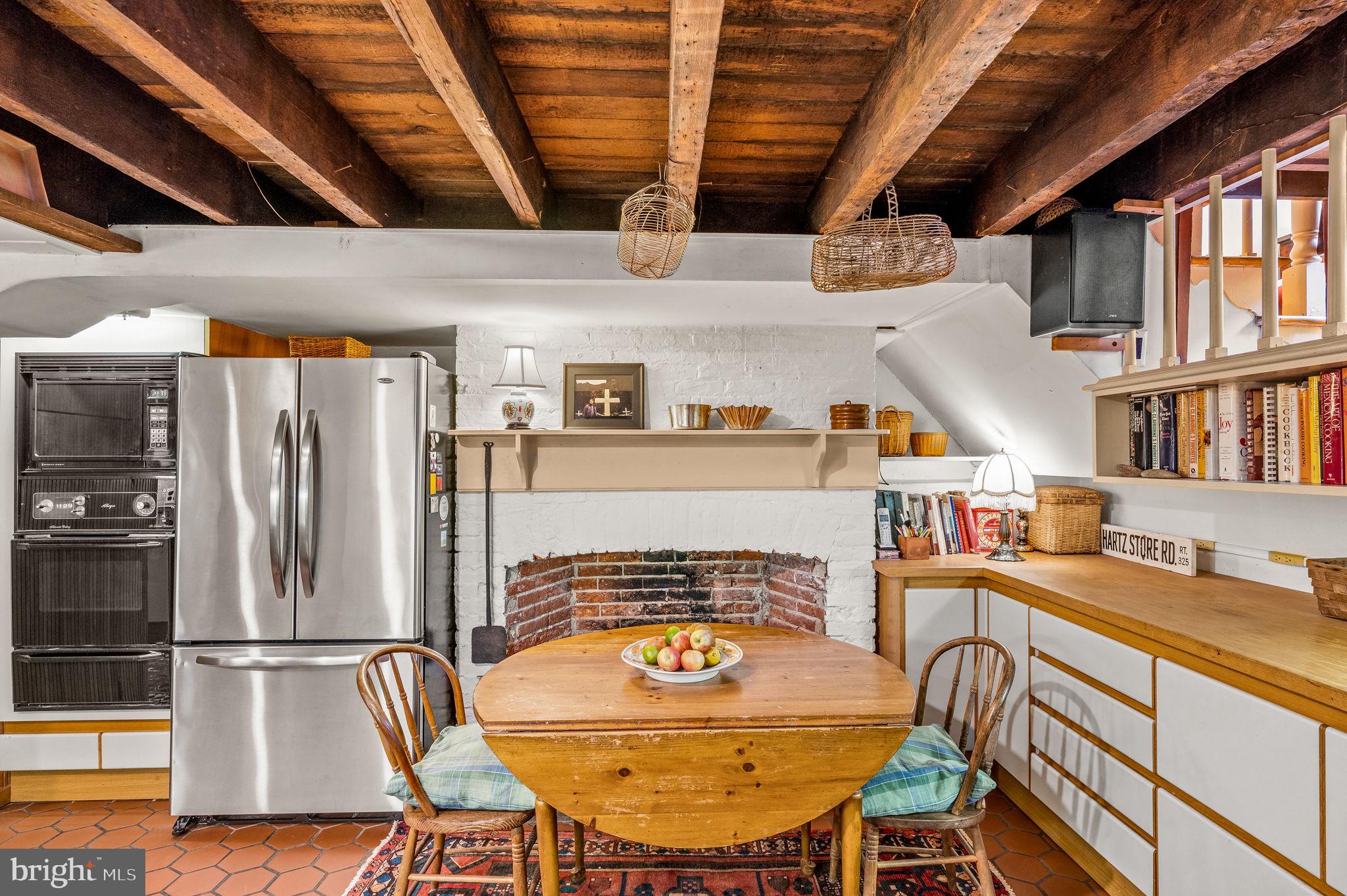 331 Lawrence Court Philadelphia, PA 19106 - Photo 10 of 43 Kitchen