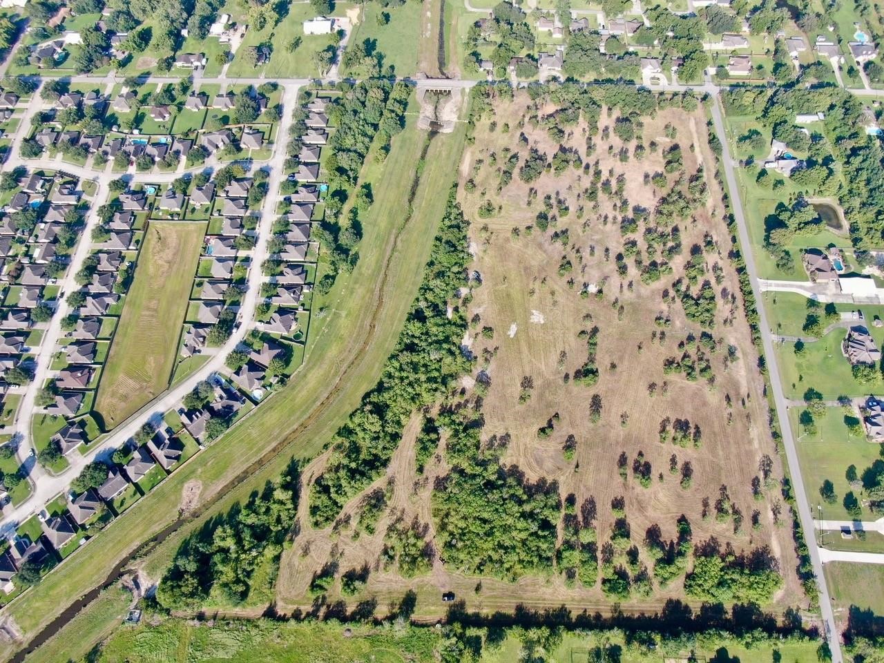 0 7th Street Santa Fe, TX 77510 - Photo 5 of 9