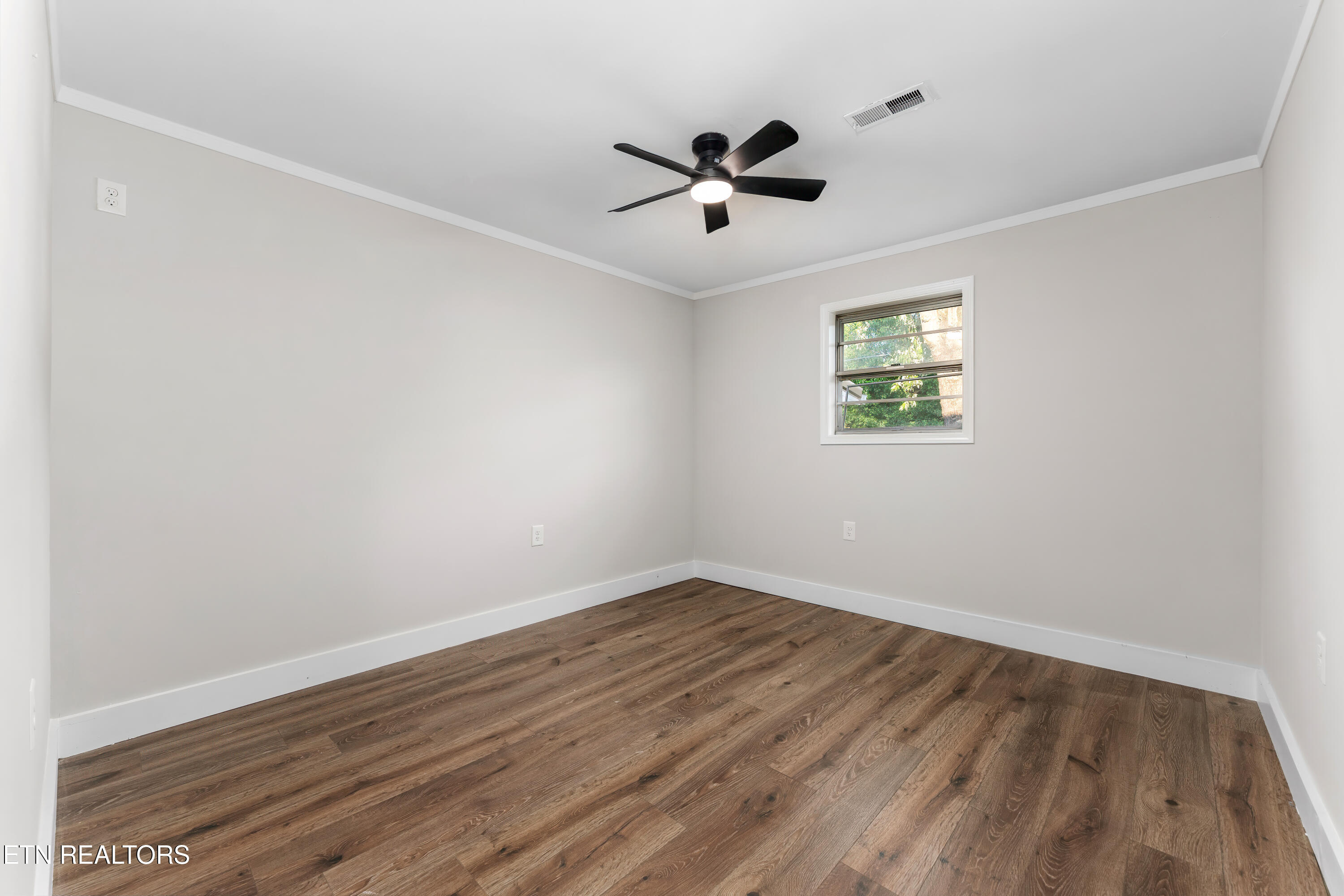 1035 Murphy Road Sevierville, TN 37862 - Photo 19 of 23 _DSC6018-Edit