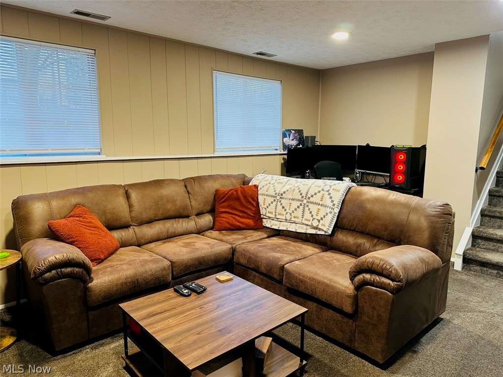 7666 Micawber Road Northeast Warren, OH 44484 - Photo 9 of 21 Gallery Image 9