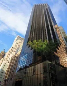 $1,695,000 | 721 5th Avenue, Unit 52D | Midtown East