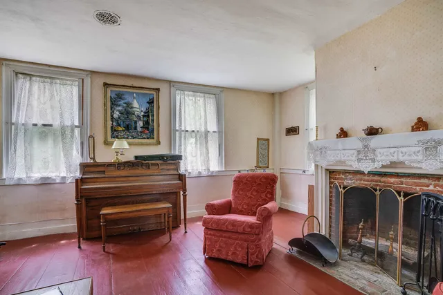 $889,900 | 97 Salisbury Highway, Andover, NH 03216