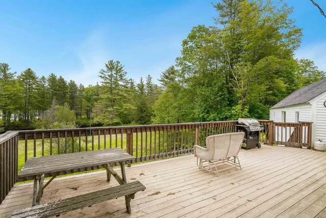$889,900 | 97 Salisbury Highway, Andover, NH 03216