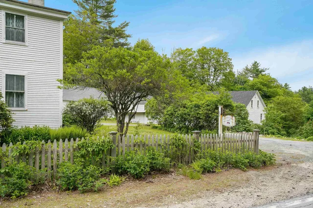 $889,900 | 97 Salisbury Highway, Andover, NH 03216