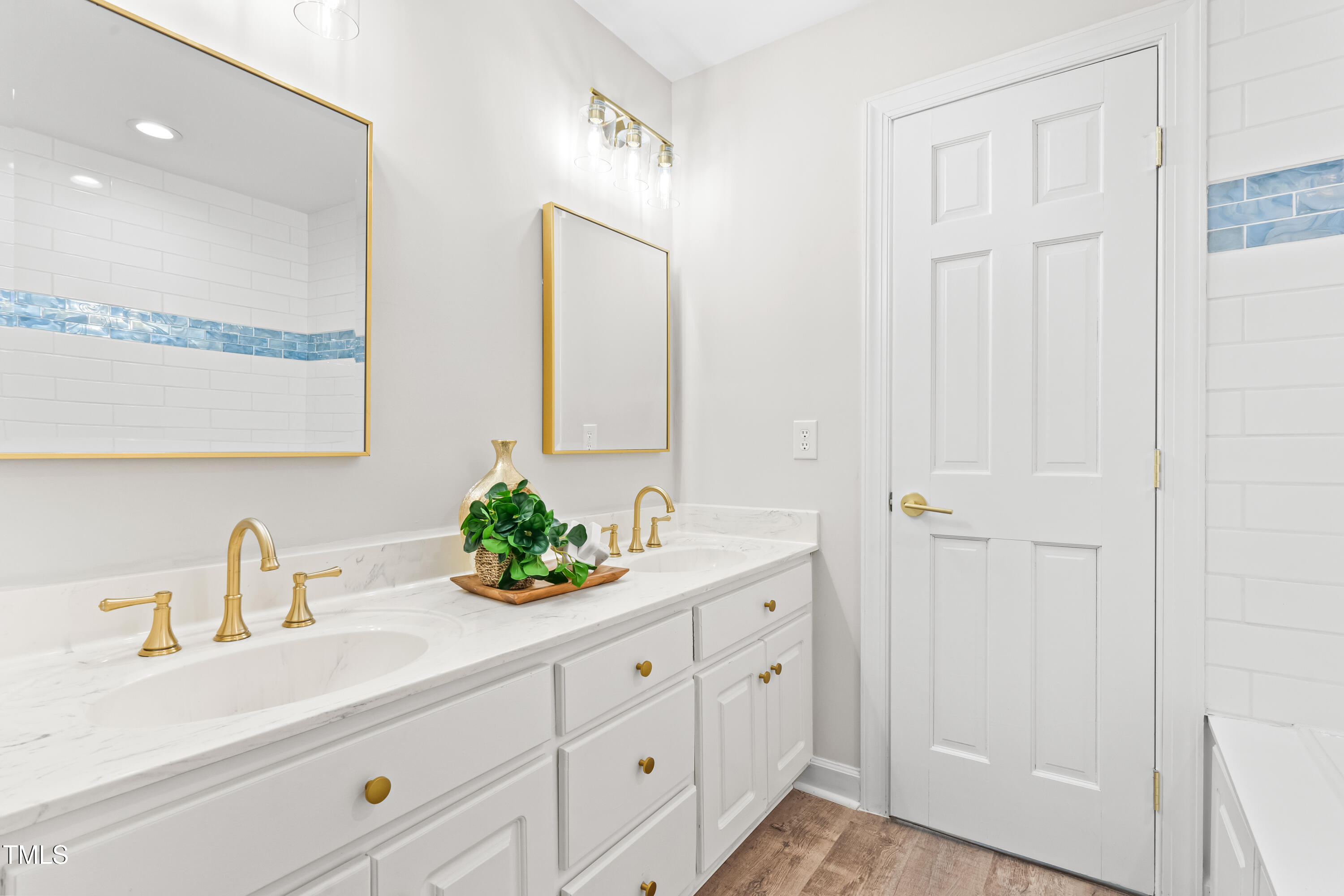 316 Russ Road Smithfield, NC 27577 - Photo 23 of 50 Primary Bathroom