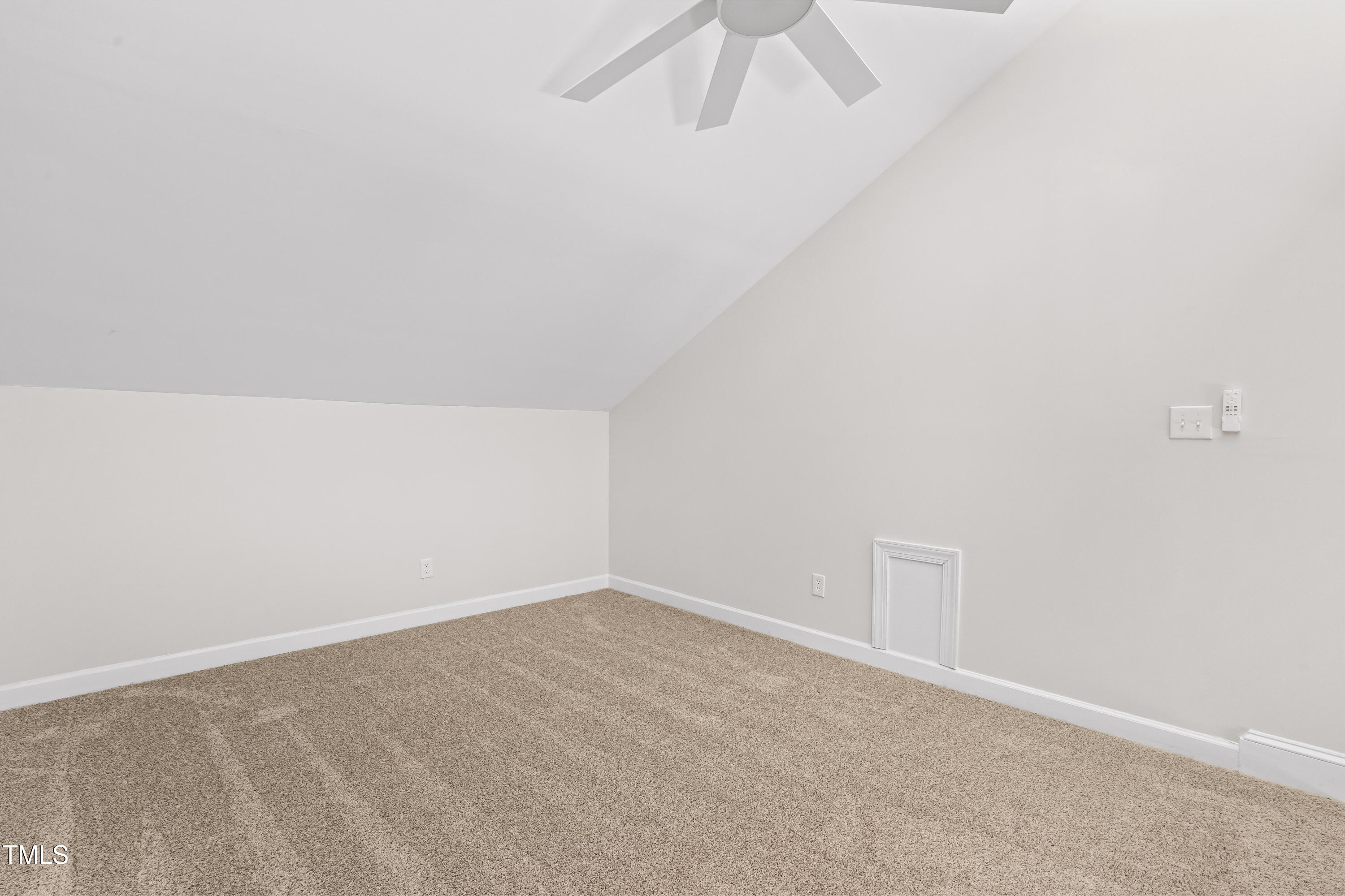 316 Russ Road Smithfield, NC 27577 - Photo 30 of 50 Loft