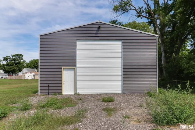 $59,900 | 407 West Boundary Street, Stanford, IL 61774