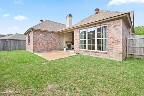 $383,000 | 102 Beethoven, Youngsville, LA 70592
