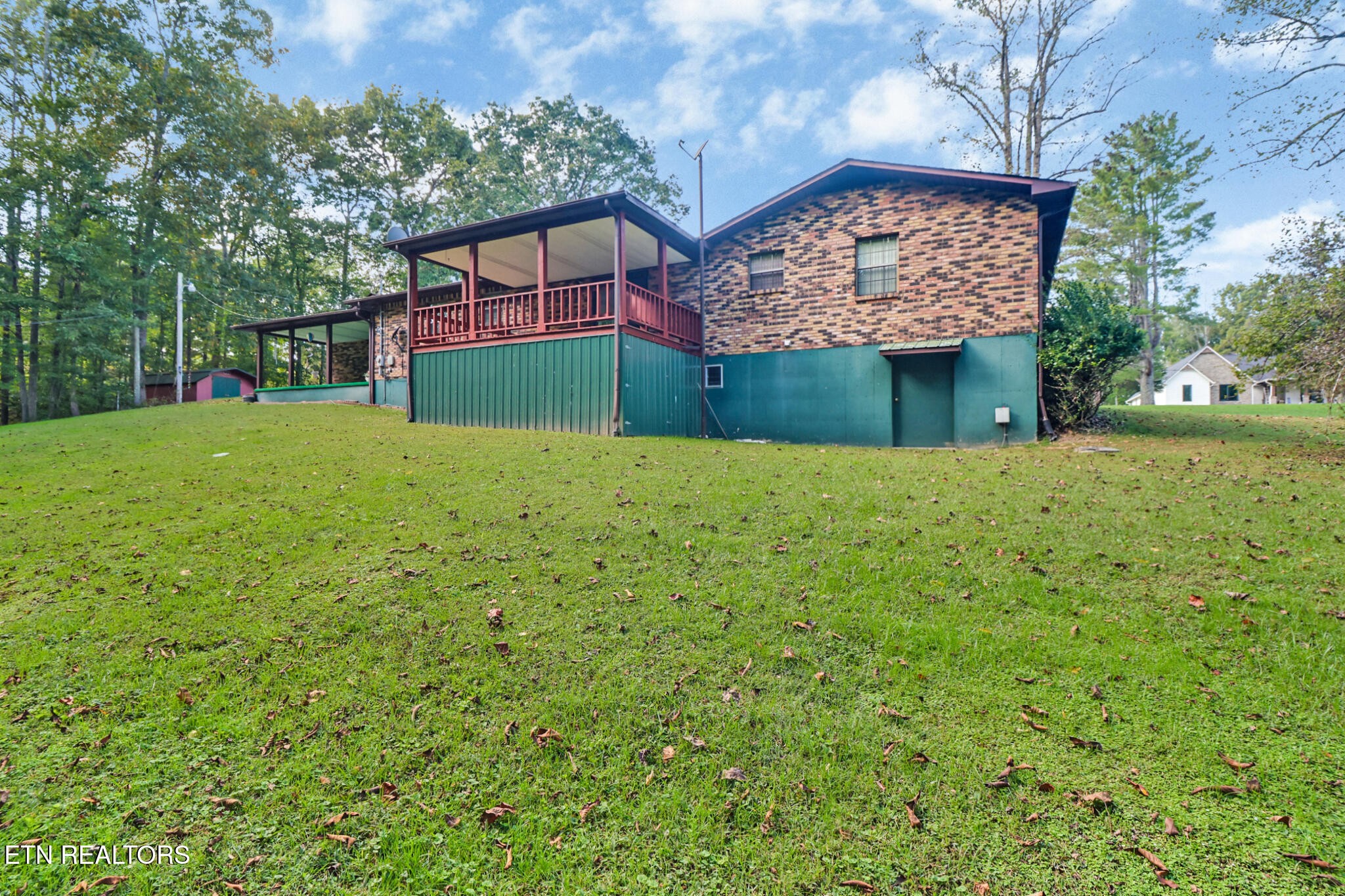 1190 Sand Cut Road Oneida, TN 37841 - Photo 36 of 41