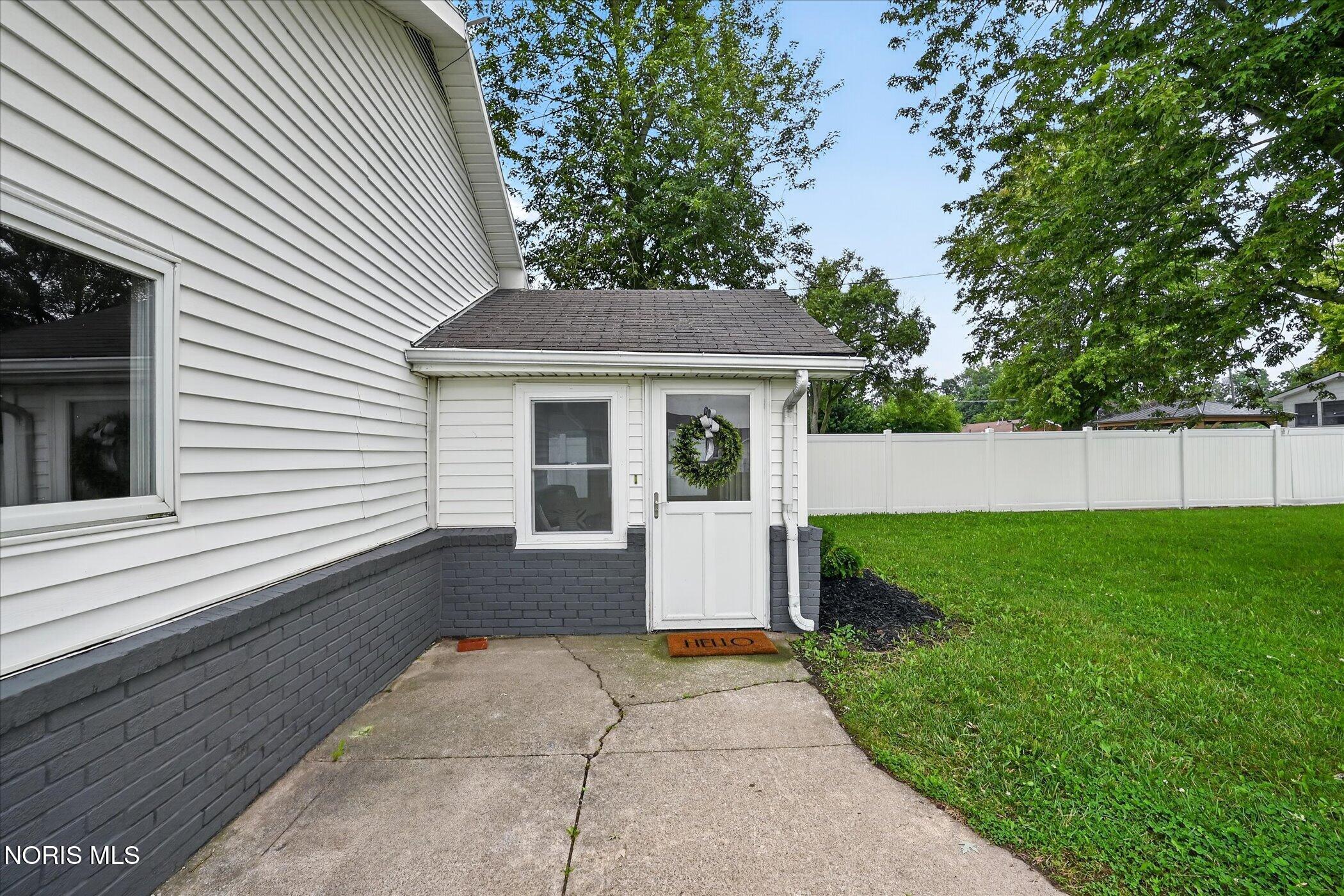 28992 Tracy Road Walbridge, OH 43465 - Photo 45 of 50 Gallery Image 45