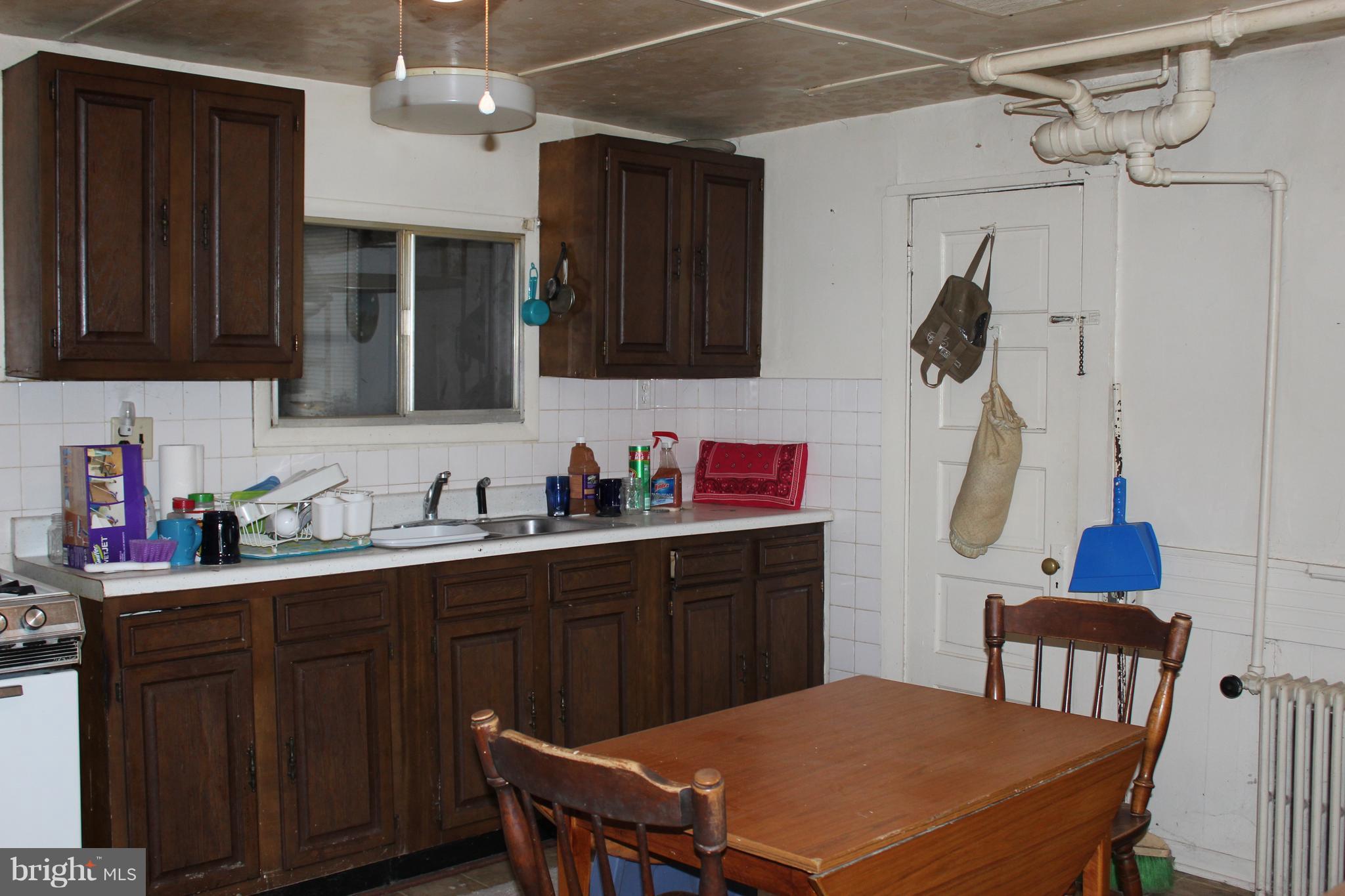 357 Stokes Airport Road Front Royal, VA 22630 - Photo 13 of 26 Kitchen