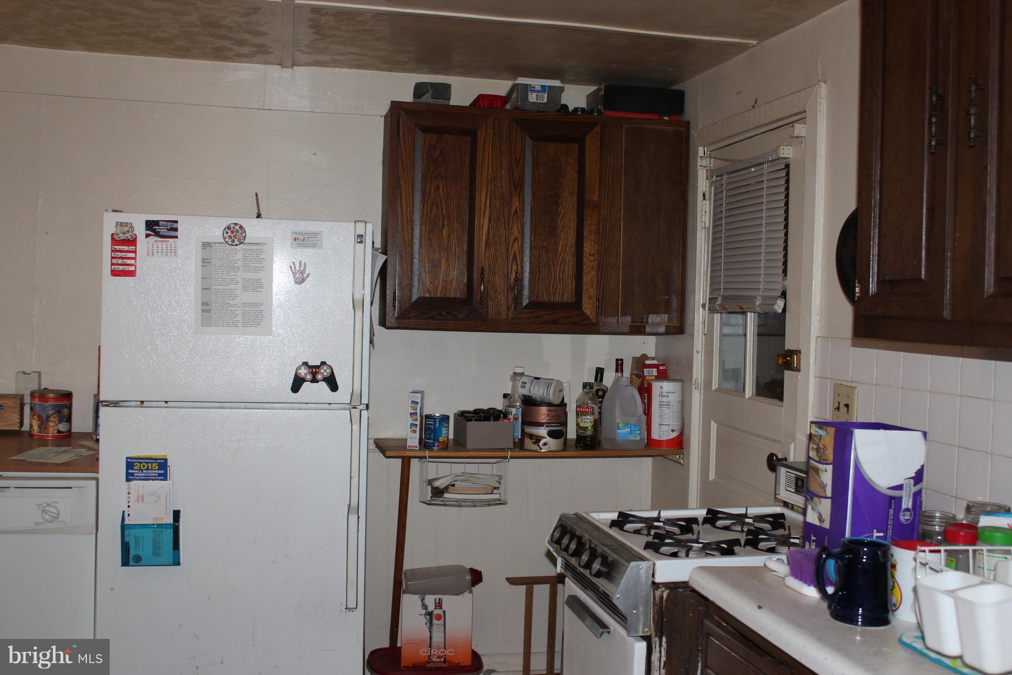 357 Stokes Airport Road Front Royal, VA 22630 - Photo 15 of 26 Kitchen