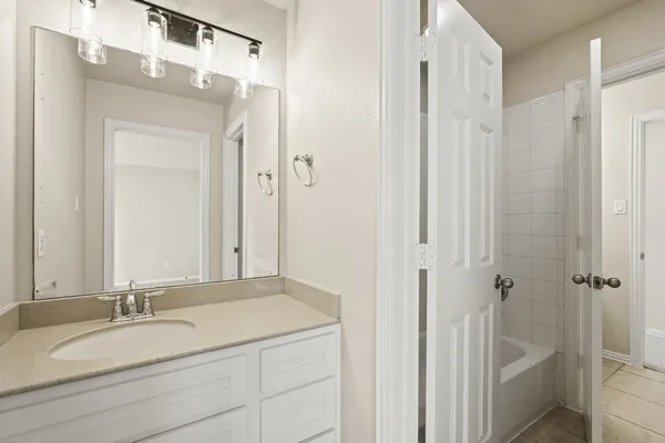 $3,100 | 10335 Belvamera Road, Richmond, TX 77407