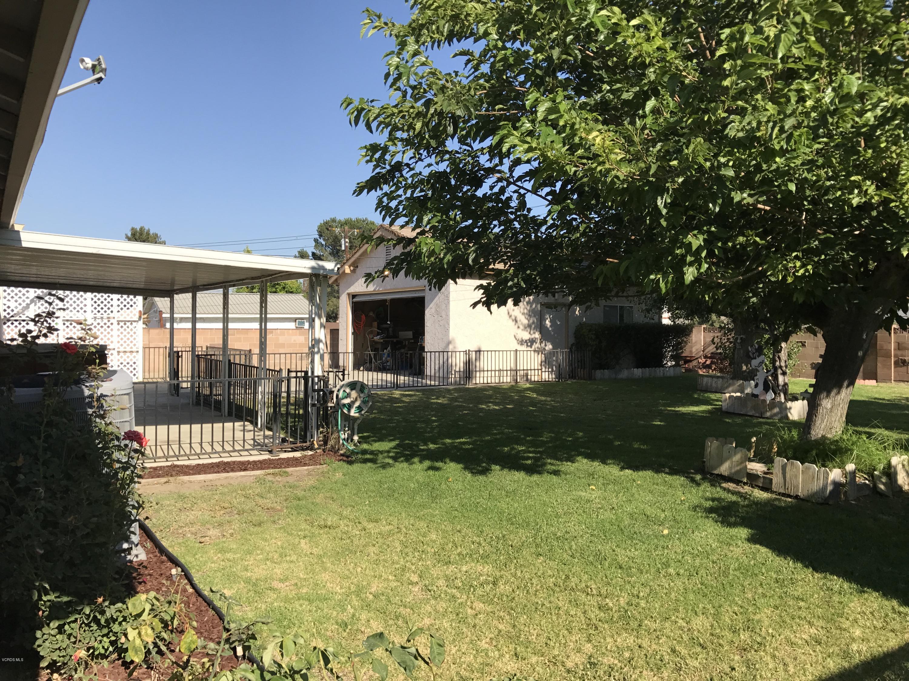 3920 Russ Court Simi Valley, CA 93063 - Photo 30 of 32 a view of a backyard