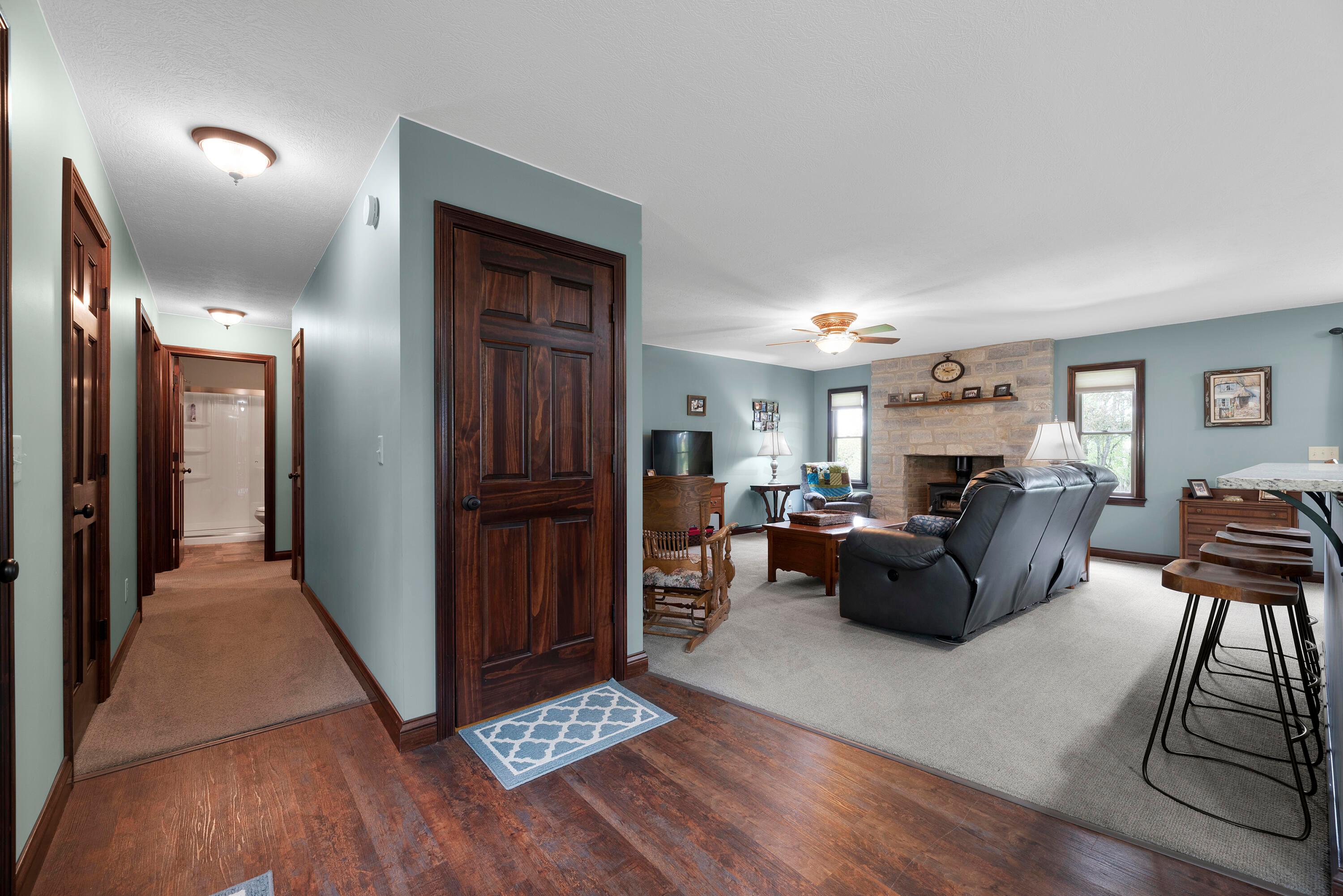 55 Ginder Road Northwest Lancaster, OH 43130 - Photo 25 of 70 Open concept/Hallway