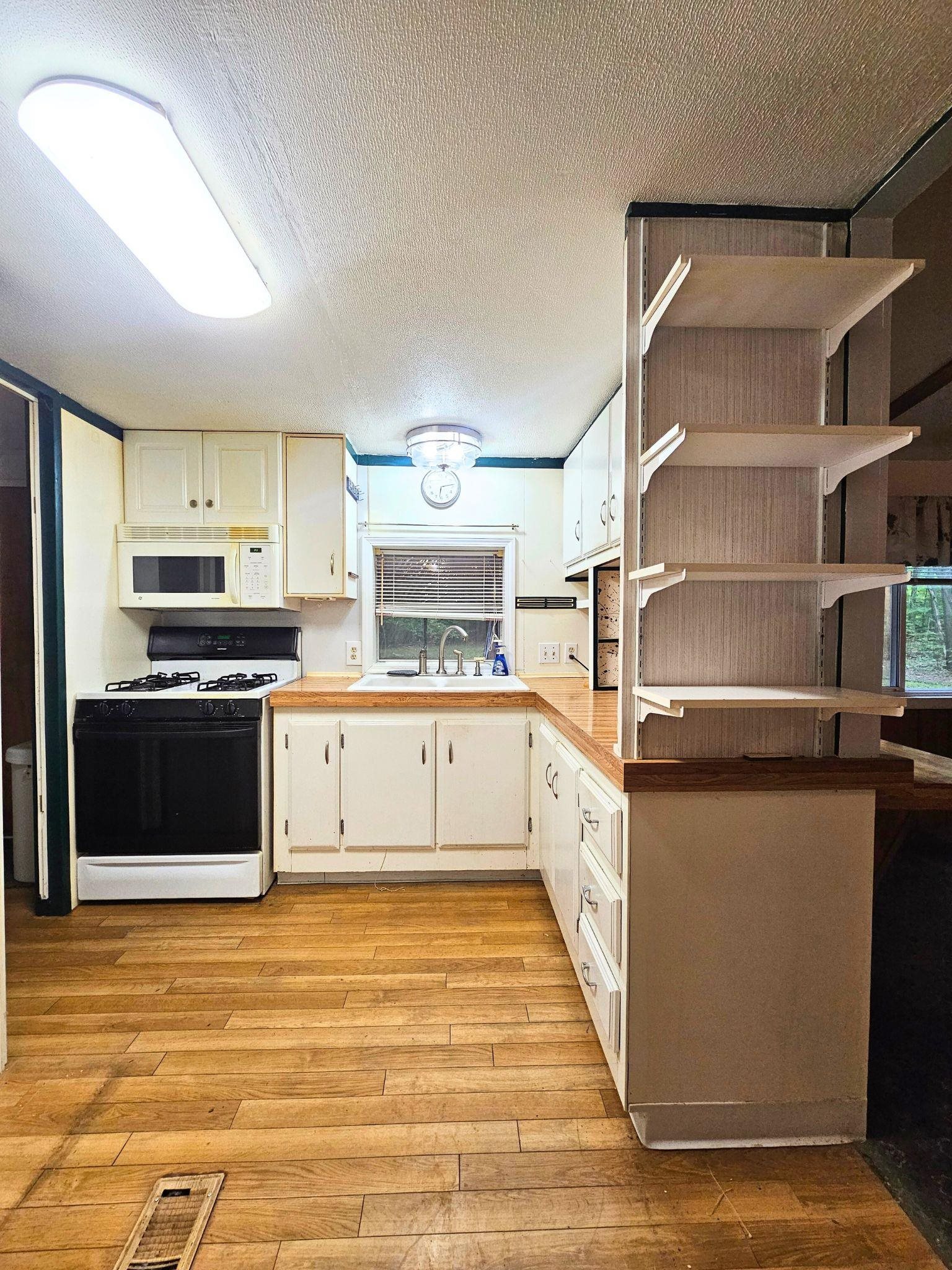 11348 Duffield Road Montrose, MI 48457 - Photo 8 of 54 Gallery Image 8