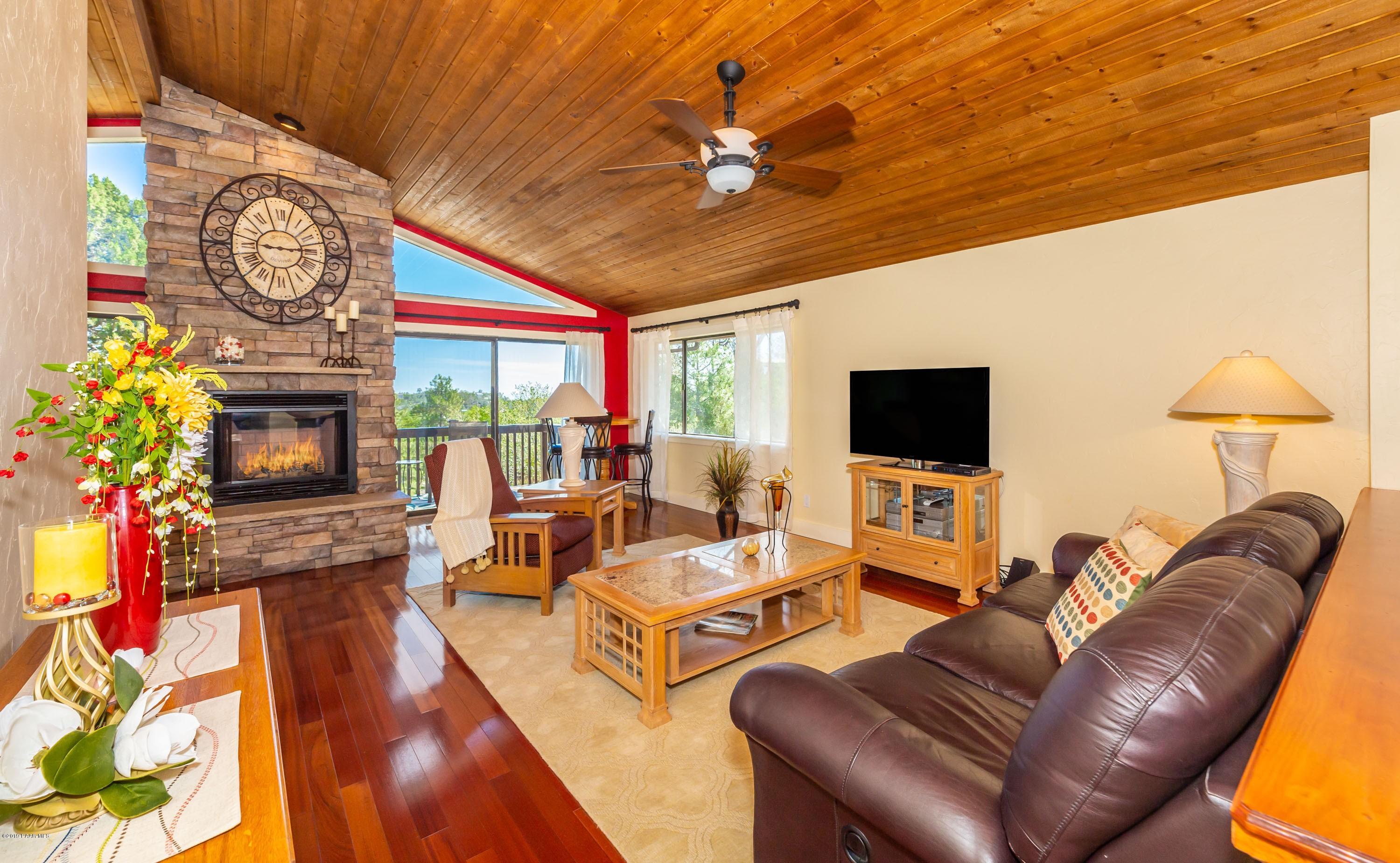 331 Stoney Ridge Circle Prescott, AZ 86303 - Photo 5 of 16 Living Room