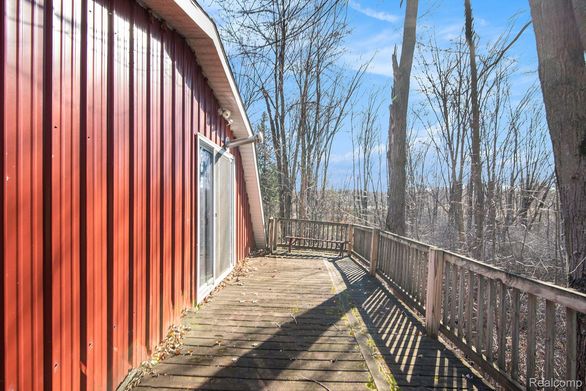 5644 Brigham Road Goodrich, MI 48438 - Photo 50 of 63 Balcony off the barn