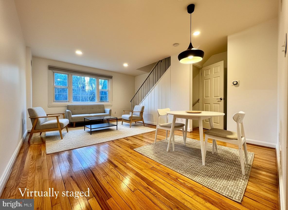 5332 Pooks Hill Road, Unit 30453 Bethesda, MD 20814 - Photo 20 of 20 Bright and inviting living space.