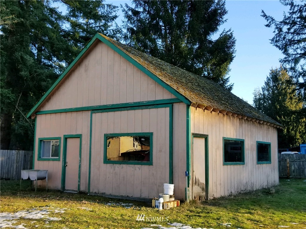 24318 Wicker Road Sedro-Woolley, WA 98284 - Photo 3 of 16 Gallery Image 3