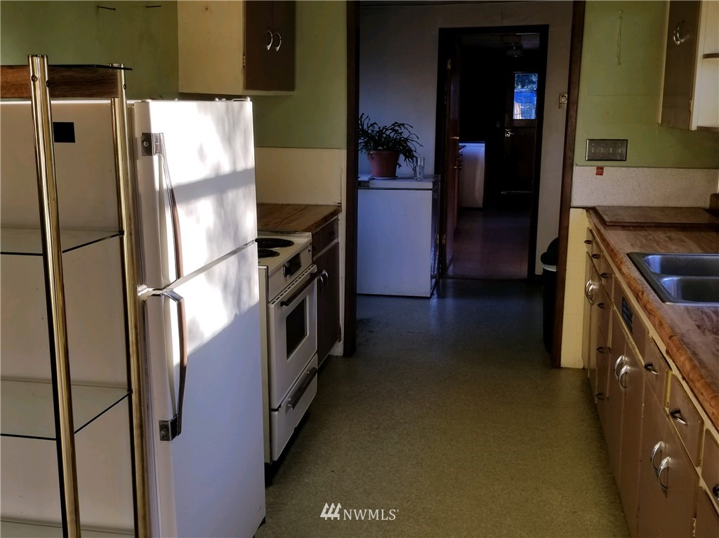 24318 Wicker Road Sedro-Woolley, WA 98284 - Photo 5 of 16 Gallery Image 5
