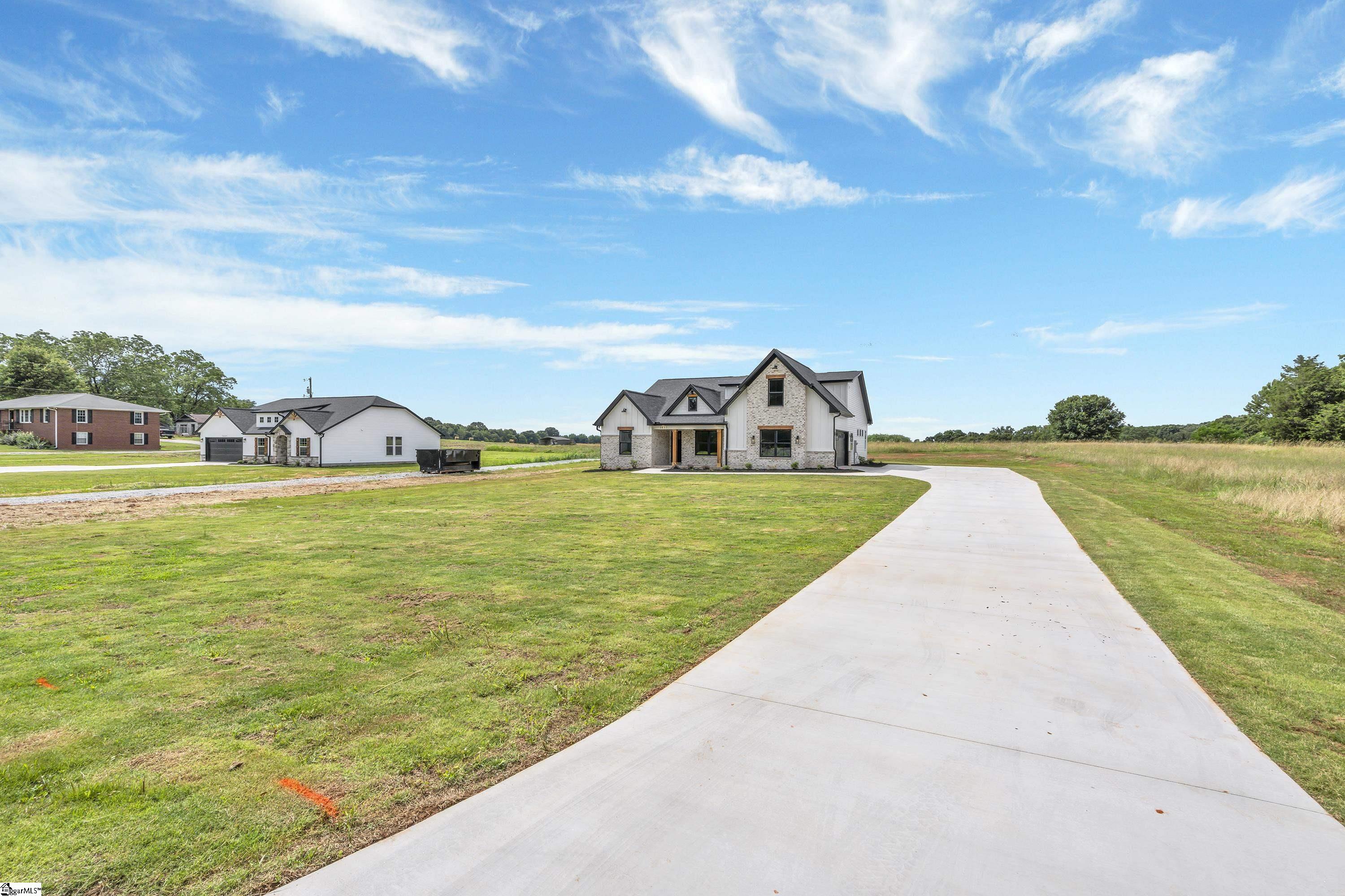 1657 Broadway School Road Belton, SC 29627 - Photo 3 of 35 Gallery Image 3