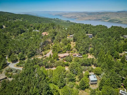 $1,450,000 | 95 Sunnyside Drive, Inverness, CA 94937