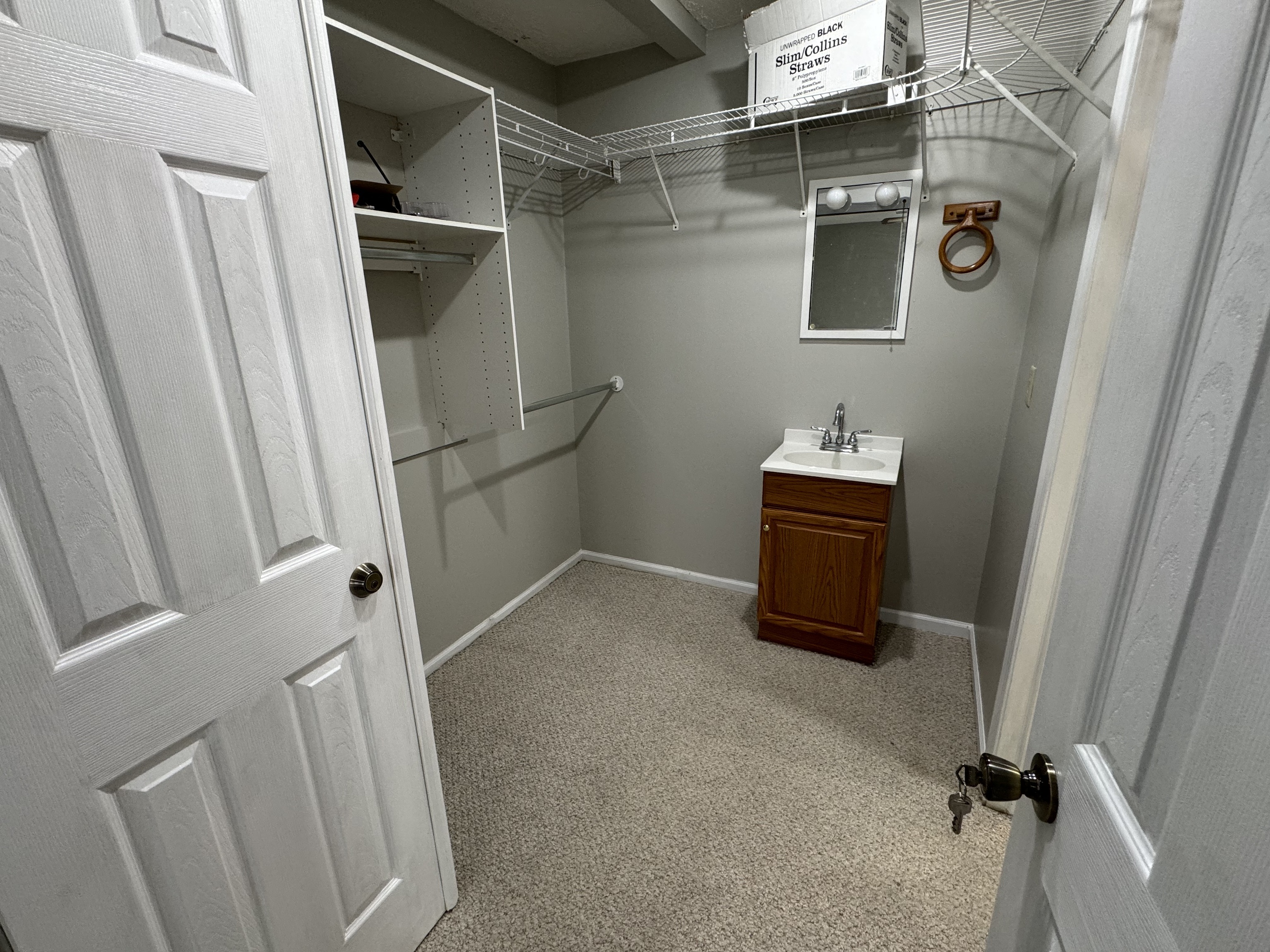 7028 East Southport Road Indianapolis, IN 46259 - Photo 15 of 20