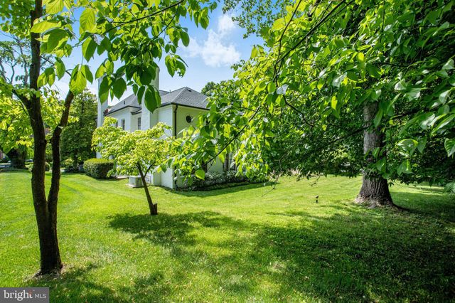 $2,050,000 | 7009 Heatherhill Road, Bethesda, MD 20817