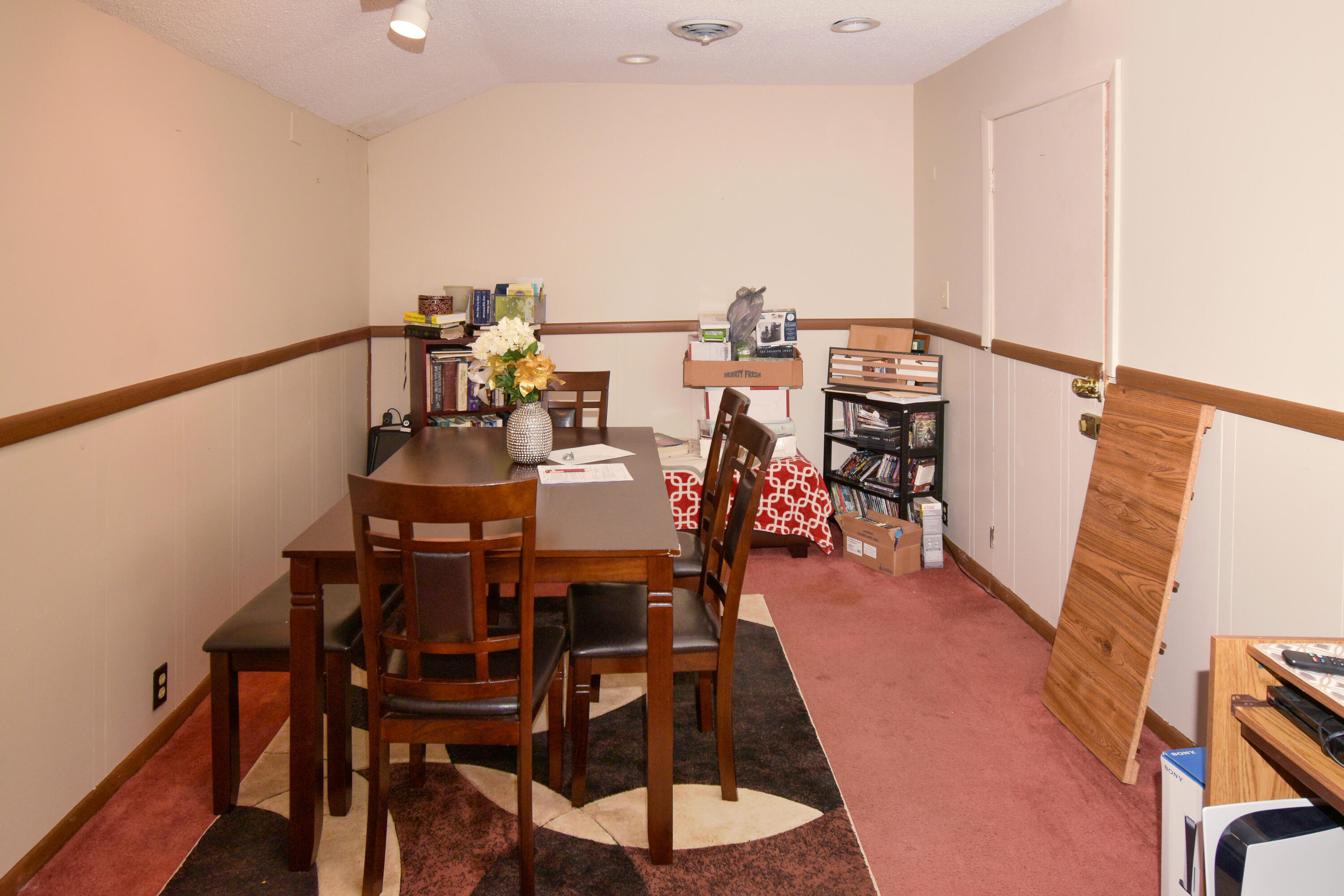2384 Stratton Road Benton Harbor, MI 49022 - Photo 12 of 17 DSC_3738