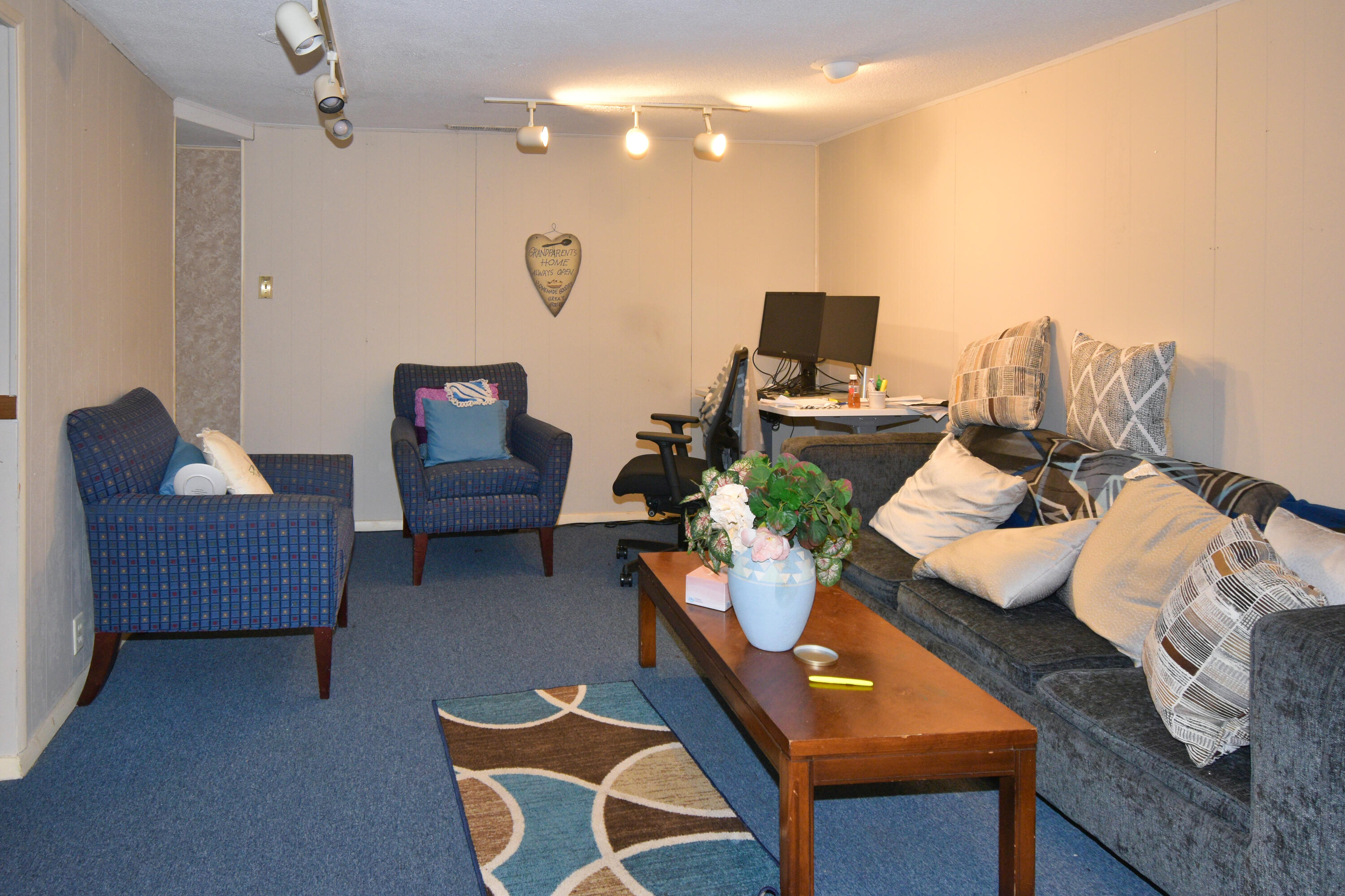 2384 Stratton Road Benton Harbor, MI 49022 - Photo 10 of 17 DSC_3729