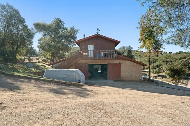 $1,299,000 | 22750 Illahee Drive, Alpine, CA 91901