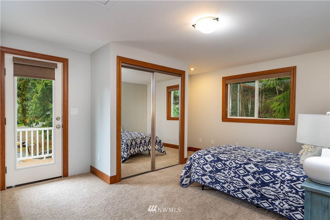 17325 3rd Avenue Southeast Bothell, WA 98012 - Photo 27 of 40 a bedroom with bed and a window