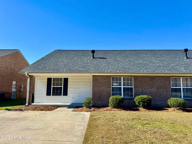 $1,300 | 3305 Moseley Drive, Unit A, Greenville, NC 27858