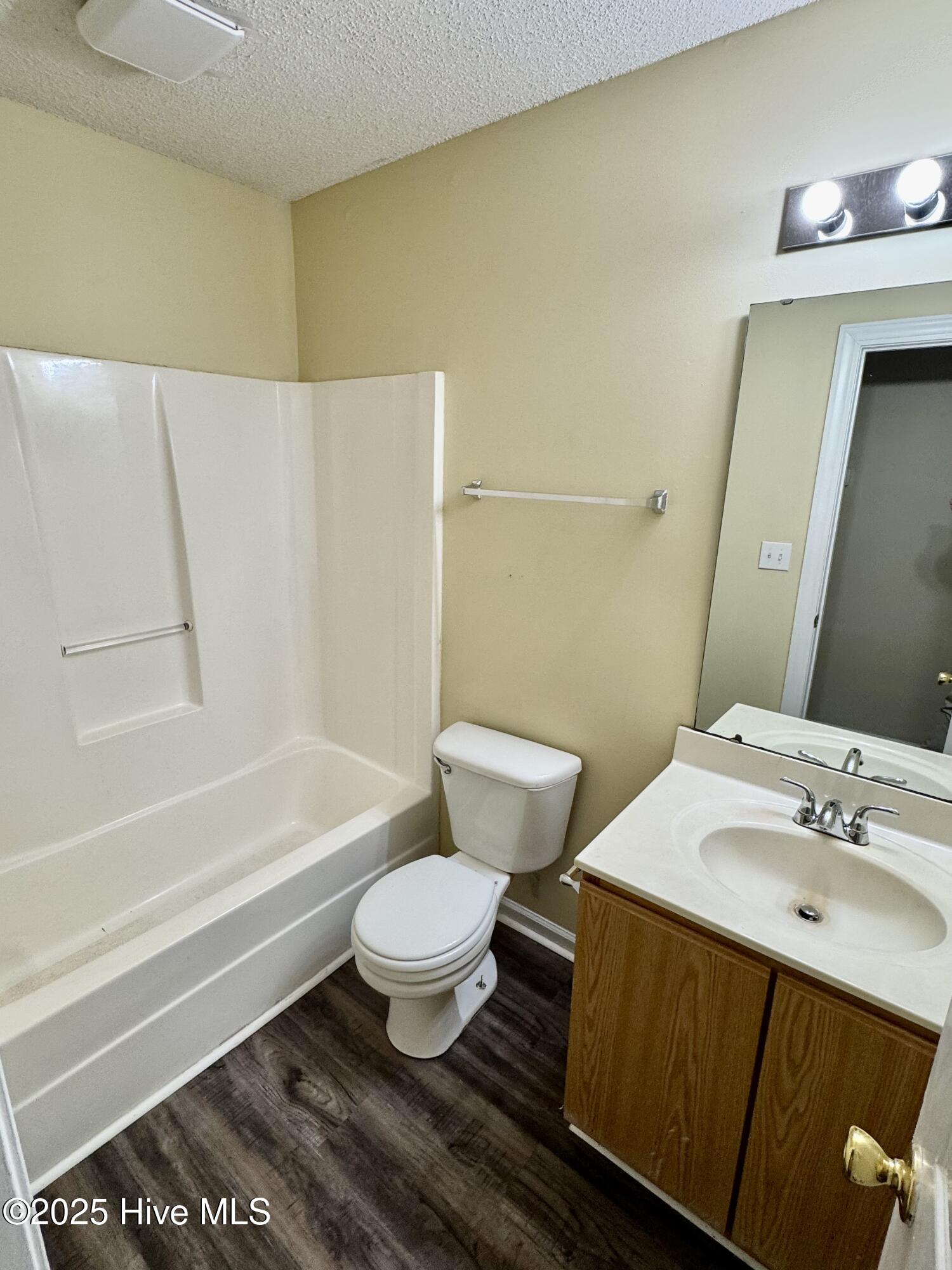 3305 Moseley Drive, Unit A Greenville, NC 27858 - Photo 6 of 14 IMG_9540