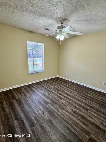 $1,300 | 3305 Moseley Drive, Unit A, Greenville, NC 27858