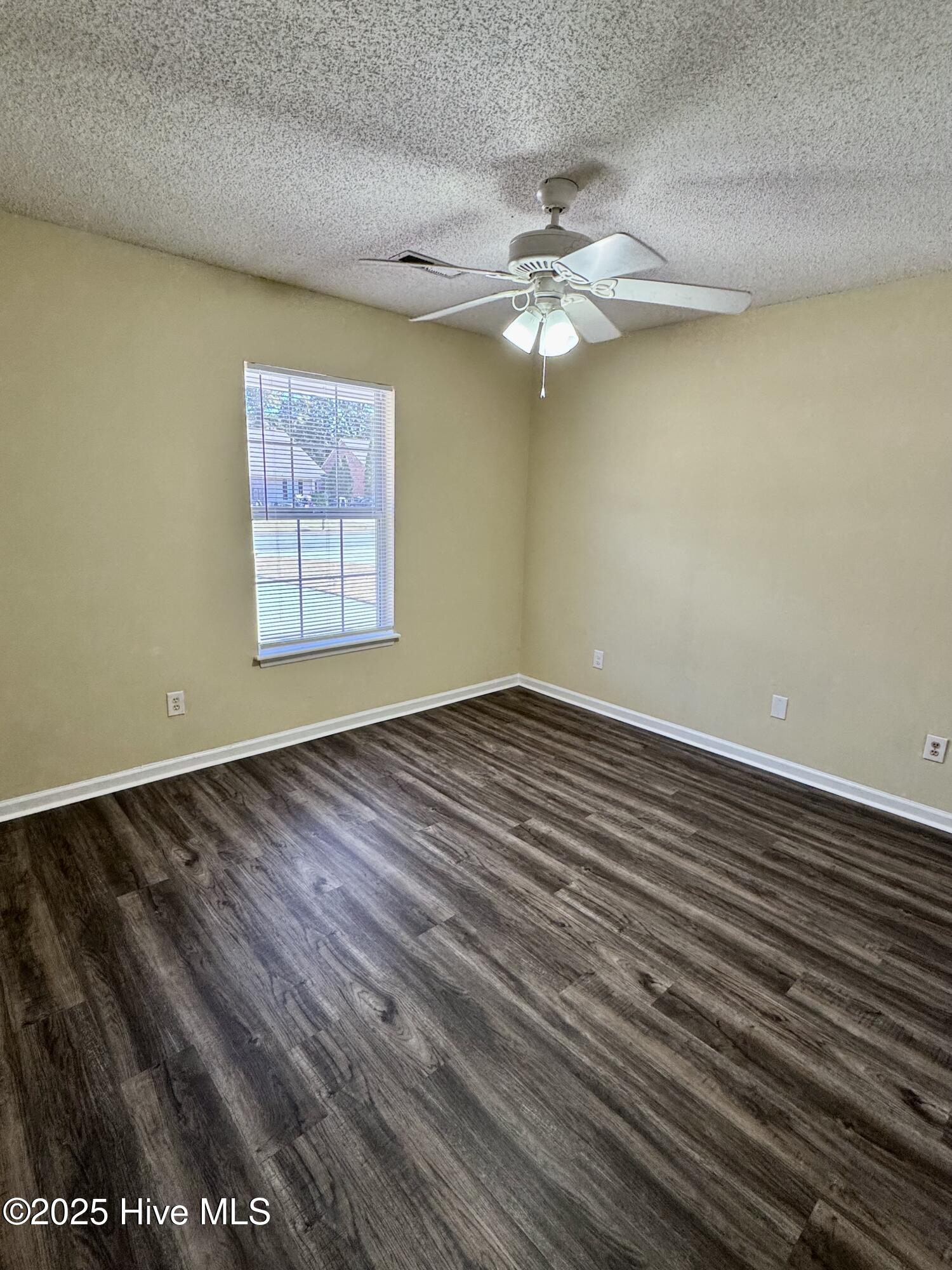 3305 Moseley Drive, Unit A Greenville, NC 27858 - Photo 7 of 14 IMG_9539