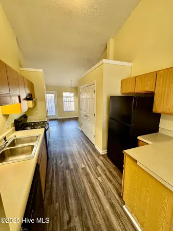 $1,300 | 3305 Moseley Drive, Unit A, Greenville, NC 27858