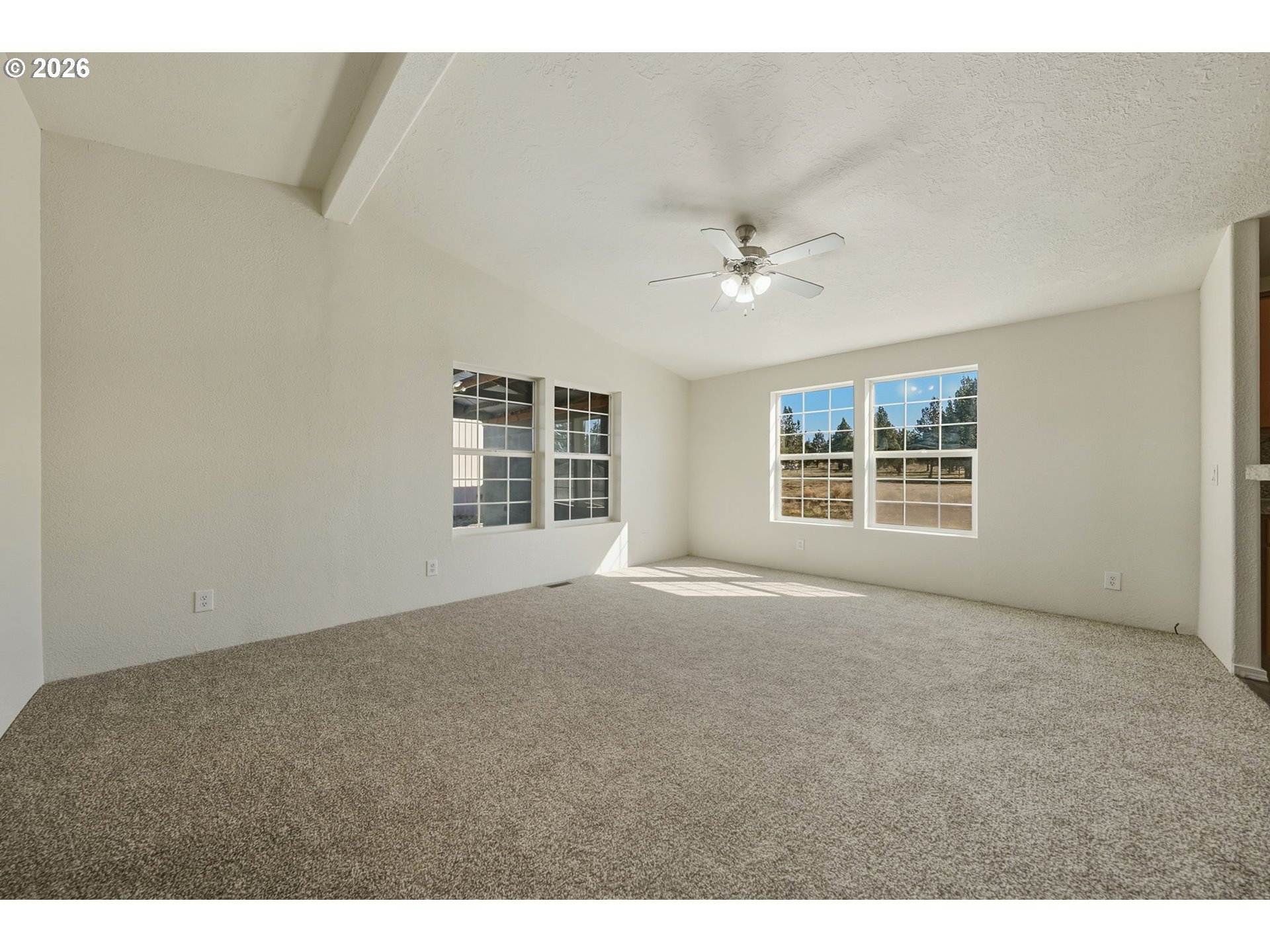 2955 Southeast Custer Road Prineville, OR 97754 - Photo 16 of 37