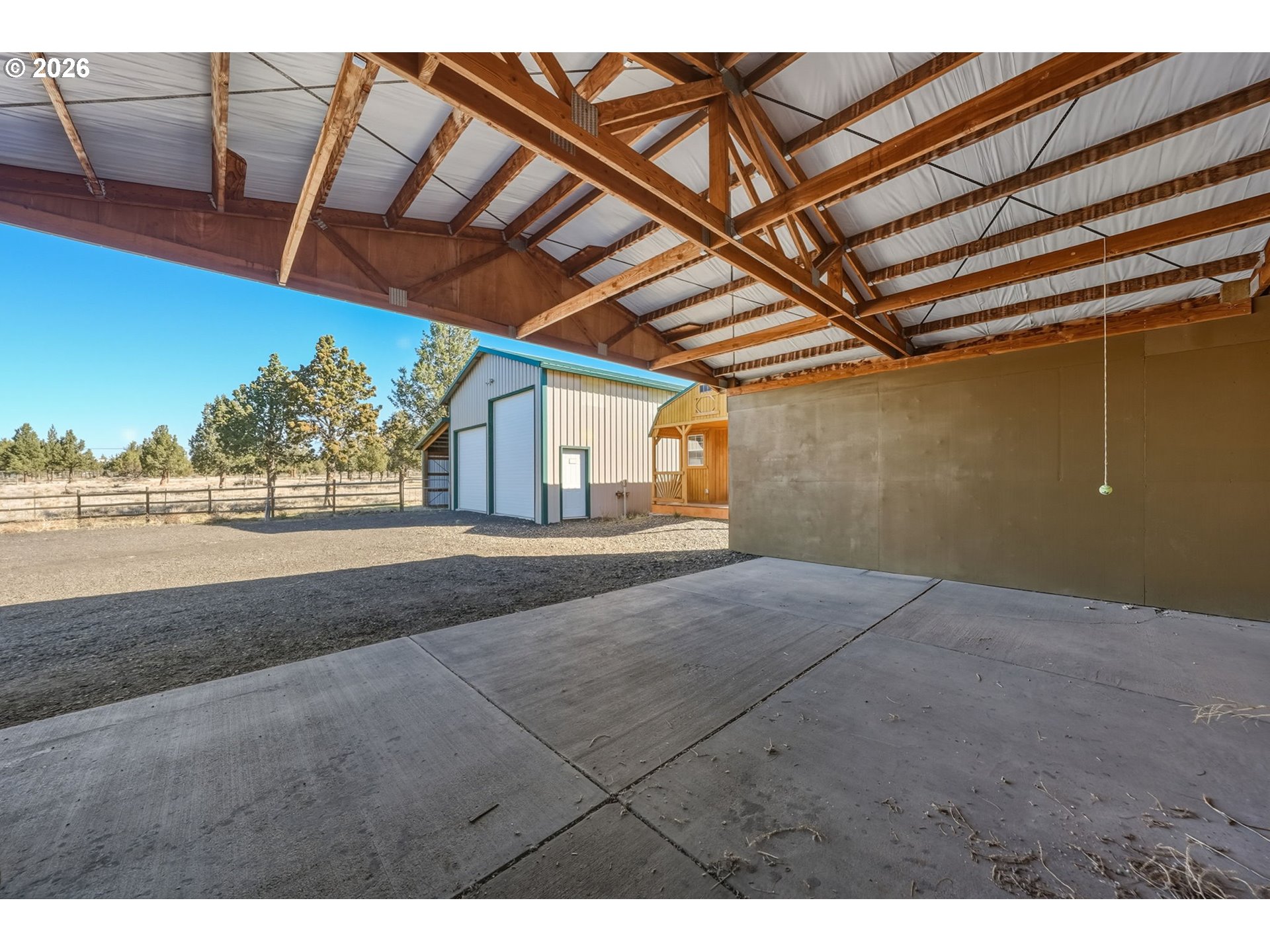 2955 Southeast Custer Road Prineville, OR 97754 - Photo 5 of 37