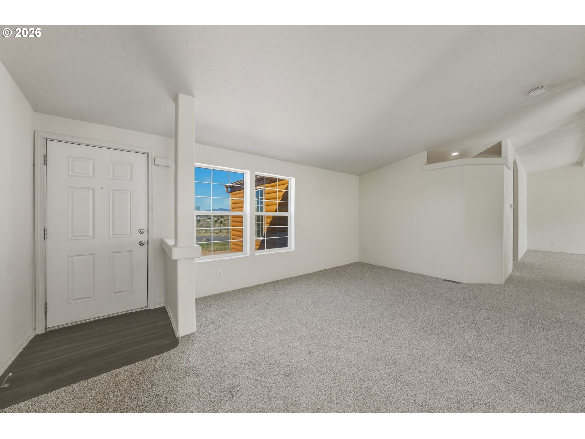 2955 Southeast Custer Road Prineville, OR 97754 - Photo 9 of 37