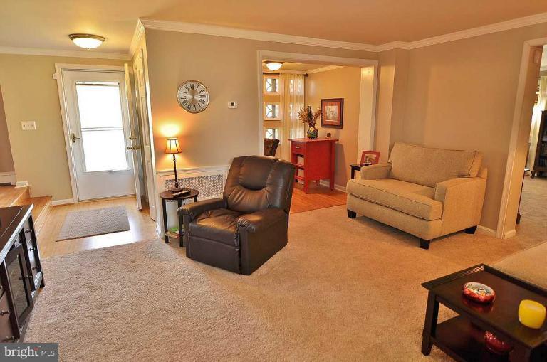 202 Sweetser Road Linthicum, MD 21090 - Photo 17 of 19 Family Room