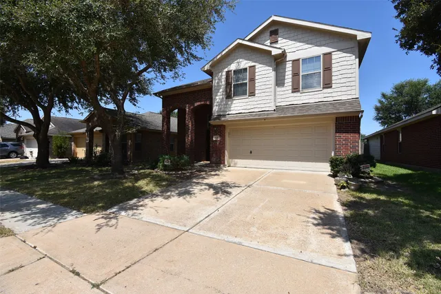 $2,100 | 11215 Overland Trail Drive, Richmond, TX 77406