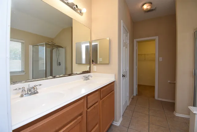 $2,100 | 11215 Overland Trail Drive, Richmond, TX 77406