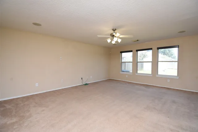 $2,100 | 11215 Overland Trail Drive, Richmond, TX 77406